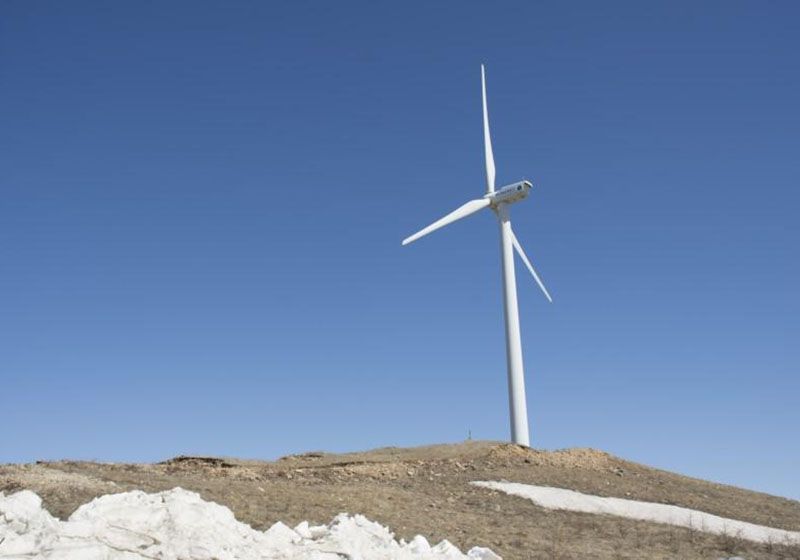 為什么風(fēng)力發(fā)電機(jī)轉(zhuǎn)得那么慢還能發(fā)電？